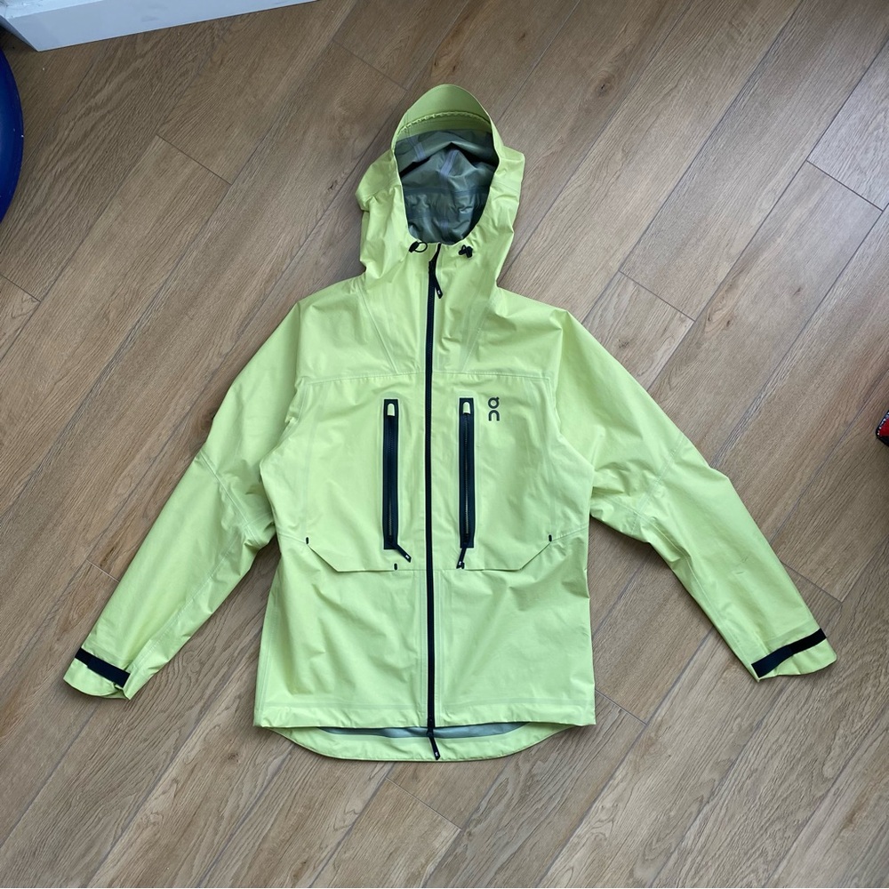 Gently used On Running Storm Jacket - Zest - Sz M